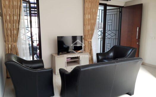 Dijual Rumah di Cluster Prestigia The Eminent BSD City